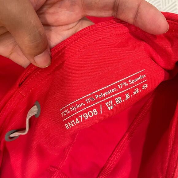 Outdoor Voices Women's Move Free (TechSweat) 7/8 Leggings in Scarlet Size S - Picture 4 of 8